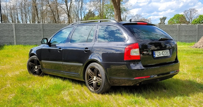 Skoda Octavia cena 37200 przebieg: 124999, rok produkcji 2012 z Jasień małe 211